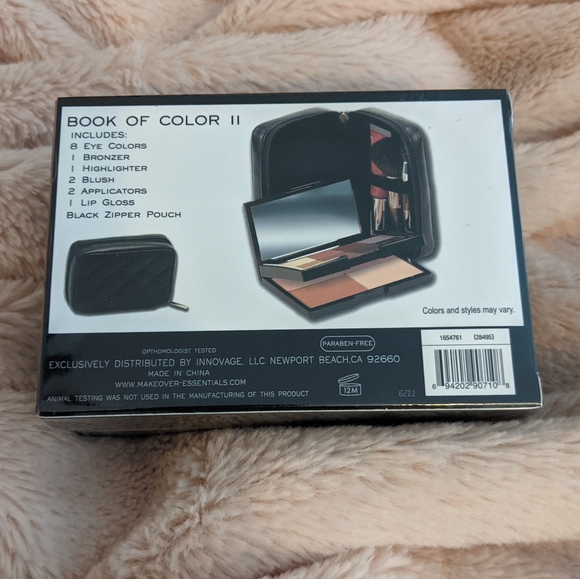 Book of Colour Makeup - Picture 2 of 3